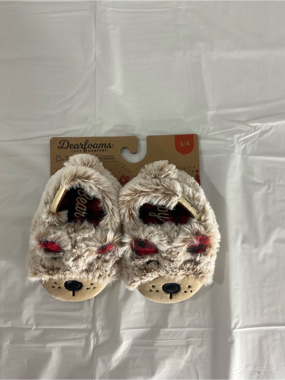 dearfoams Plush Bear Slip-On Slippers in Light Beige with Red Accents